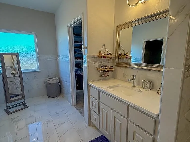 Master Bath