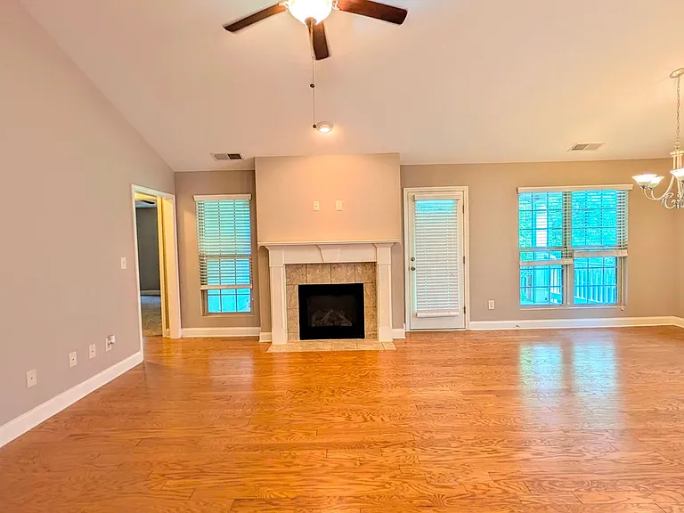 4780 Lost Creek Dr — Photo 14