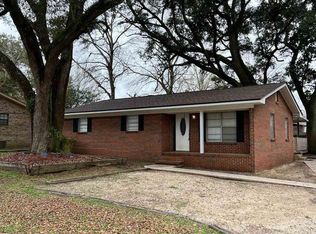 3467 Shady Ln, Cantonment, FL 32533