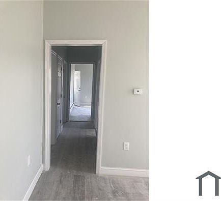 2nd image of 625 Grove St #1