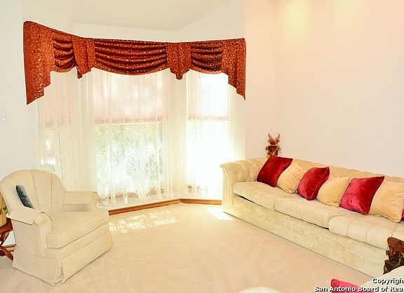 3rd image of 3027 Orchard Hl
