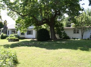 375 Mountain Rd, Wilbraham, MA 01095