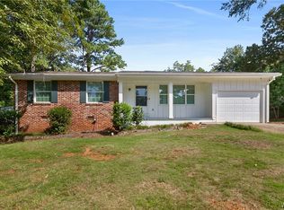 16 Southmont Dr, Tuscaloosa, AL 35405
