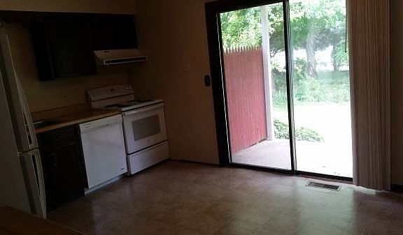 Kitchen, all new appliances