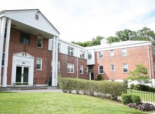 14 South Rd APT 2M, Harrison, NY 10528