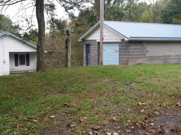 181 Newberry Rdg, Clintwood, VA 24228