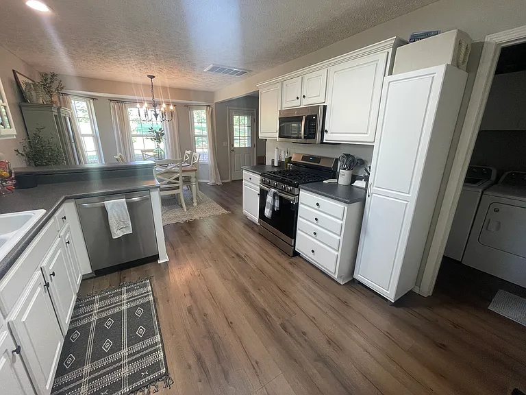 205 Miller Way — Photo 9