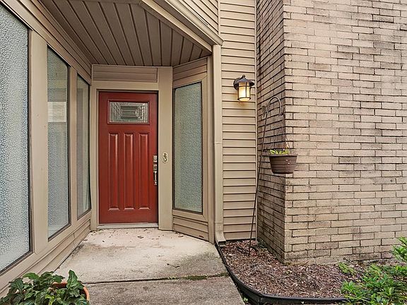 3rd image of 1379 Chardonnay Dr #150