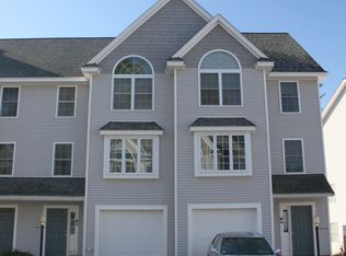 100 Nutting Rd UNIT B5, Westford, MA 01886