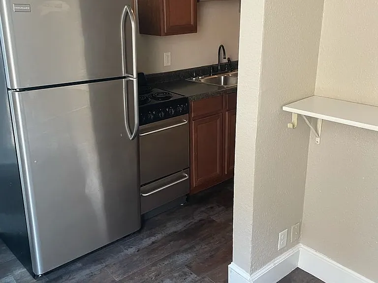 256 Marshall Ave — Photo 11