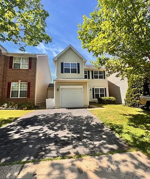 2037 Cotton Tail Dr — Photo 1