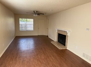 2730 Parkchester Dr, Arlington, TX 76015