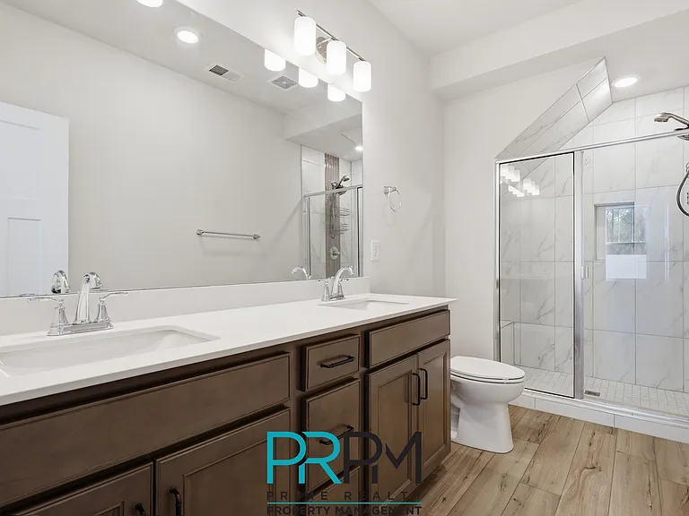 6 Thornfield Dr #1 — Photo 10