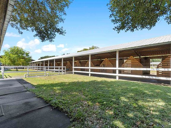 3rd image of 1911 Mathison Rd