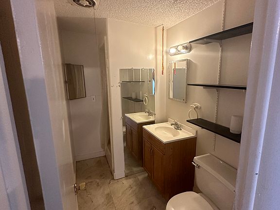 4th image of 367 N Broadway Ave E #C