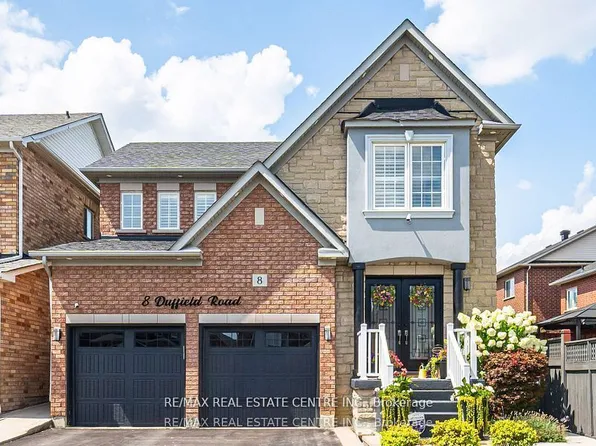8 Duffield Rd, Brampton, ON L7A 2P4