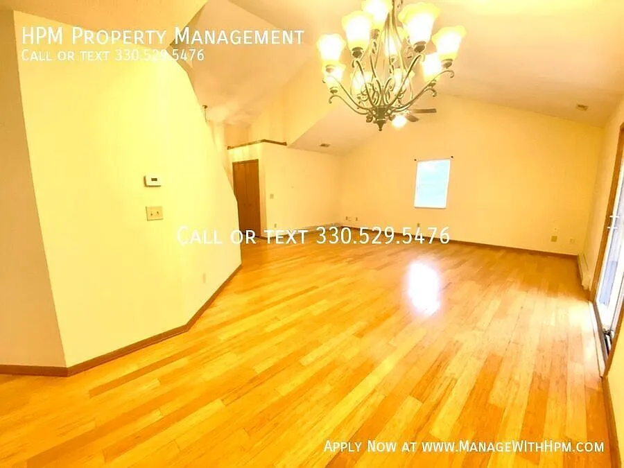 3 bed, 2.0 bath, 1598 sqft, $1,495 — Photo 4
