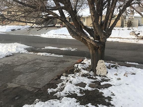 5th image of 42 N Blaine Ave