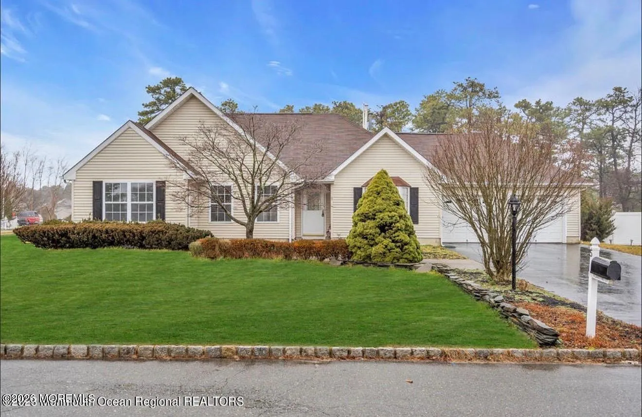 5 Laketree Ct photo 1