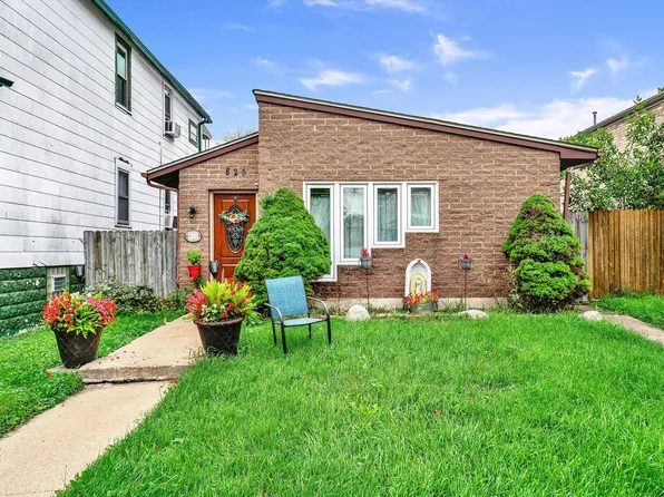826 S 13th Ave, Maywood, IL 60153