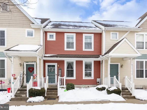 1094 Merchant St, Coatesville, PA 19320