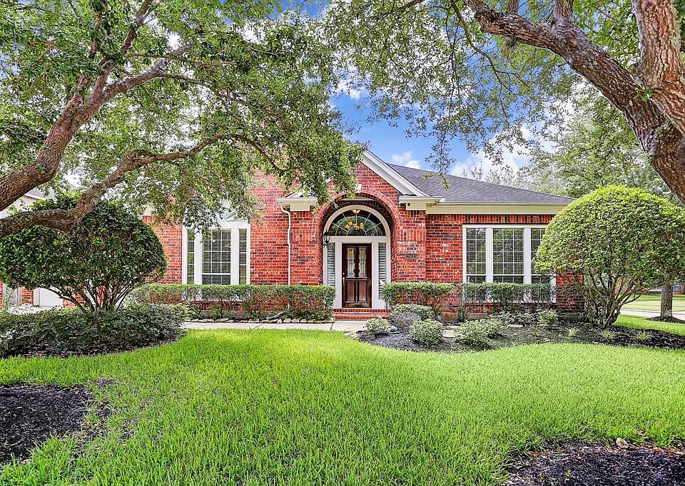 1st image of 25615 Broadcrest Ct