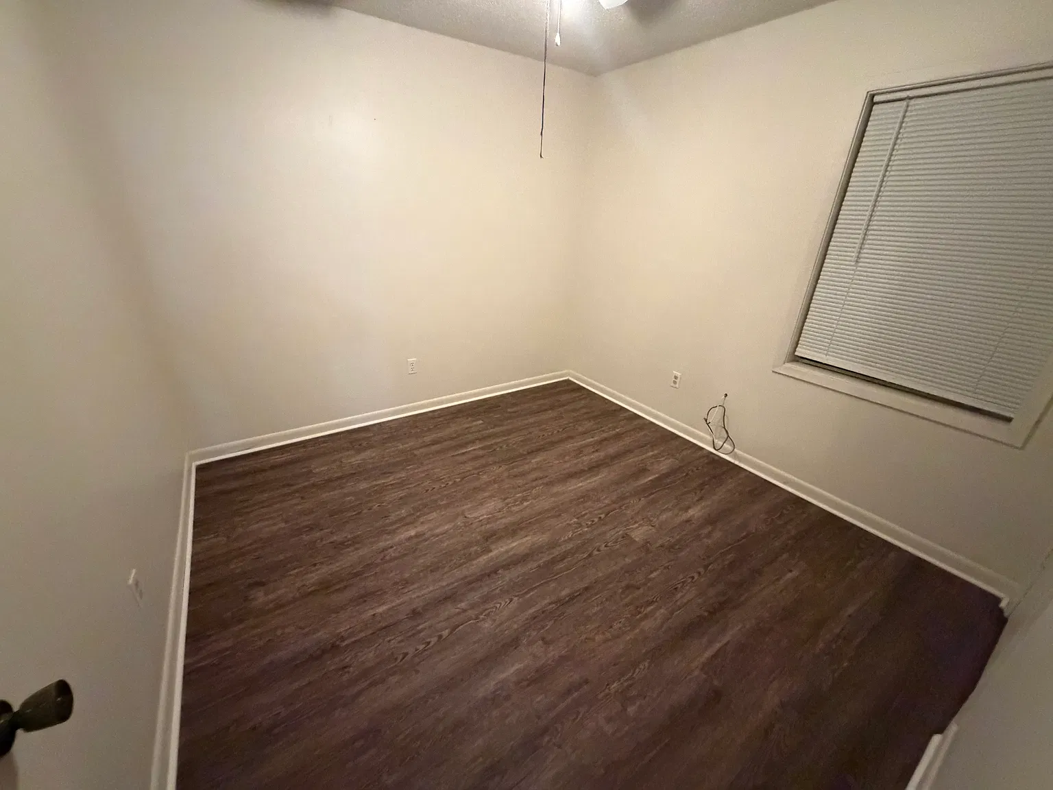 2 bed, 1.5 bath, $700 — Photo 4
