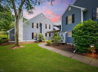 124 Countryside Dr #124, Basking Ridge, NJ 07920