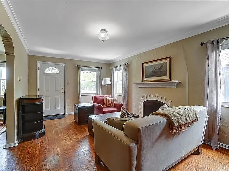242 Claranna Ave — Photo 25