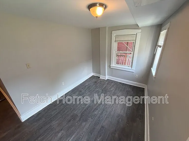 208 W Vine St #3 — Photo 6
