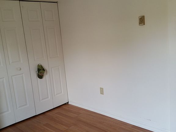 4th image of 18023 Windward Dr