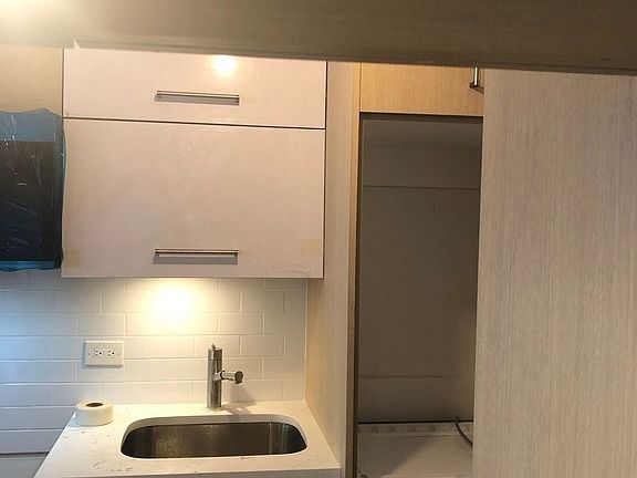 3rd image of 429 E 52nd St APT 36A