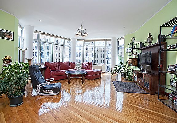 3rd image of 258 Saint Nicholas Ave APT 3B