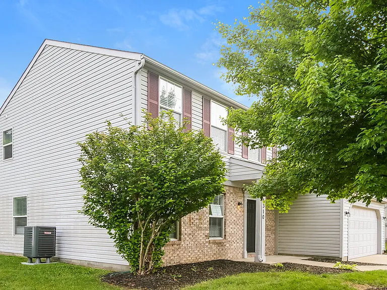 4310 Blue Spruce Ct — Photo 4