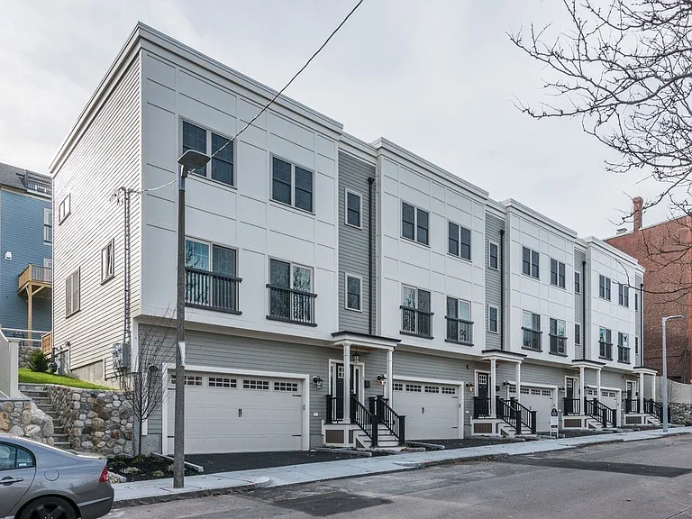 37 Lambert St #37 — Photo 11