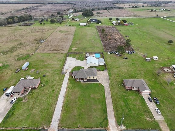 2nd image of 17420 Kyle Rd