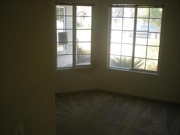 5th image of 648 Saint Montelena Dr