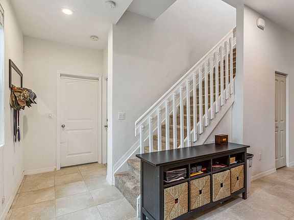 3rd image of 491 Graham Place
