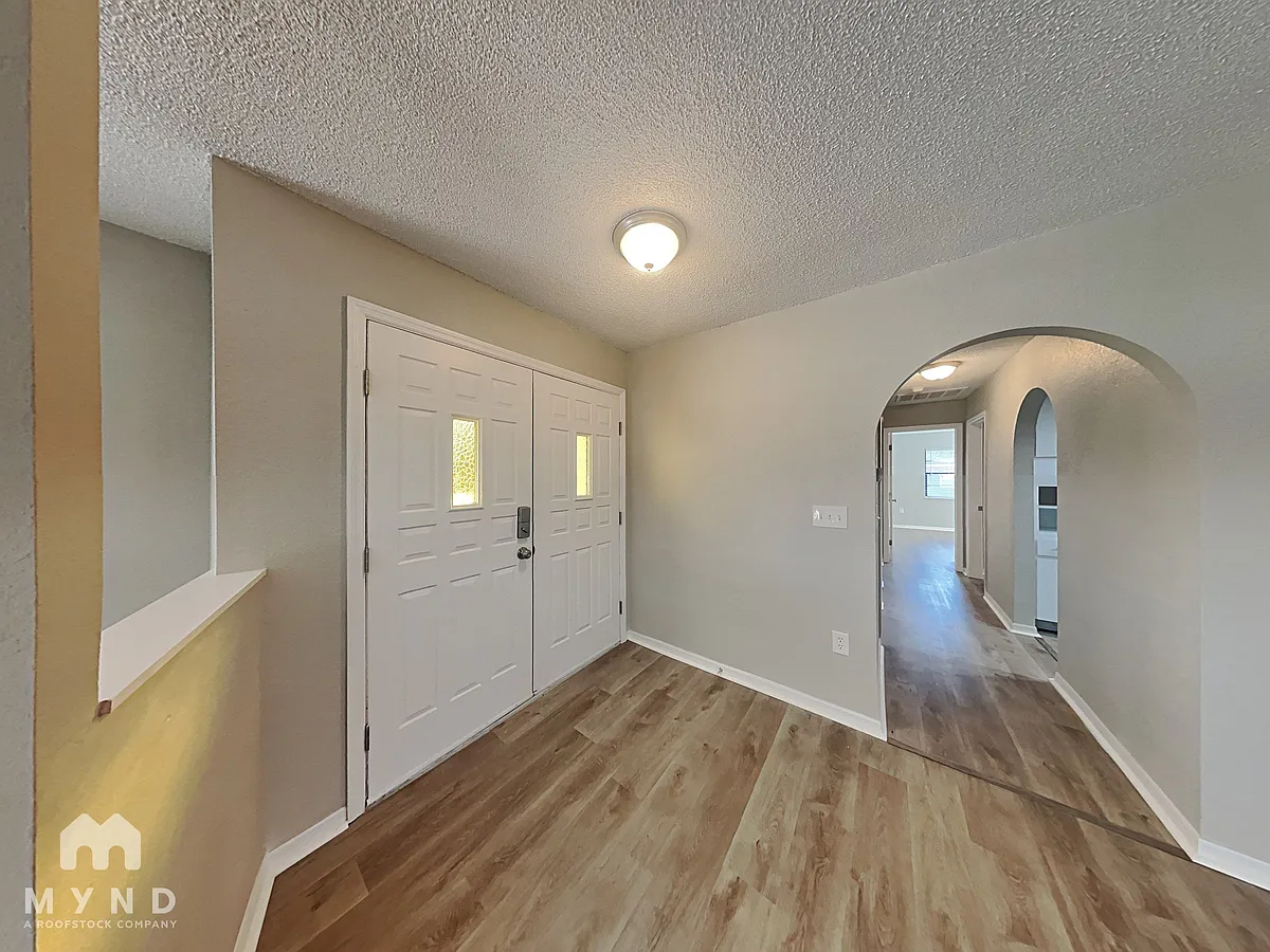 Building Photo - 10327 Lansfield St