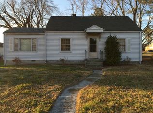 204 Dade St, Crewe, VA 23930