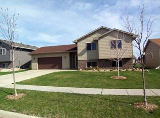 7816 W 44th St, Sioux Falls, SD 57106