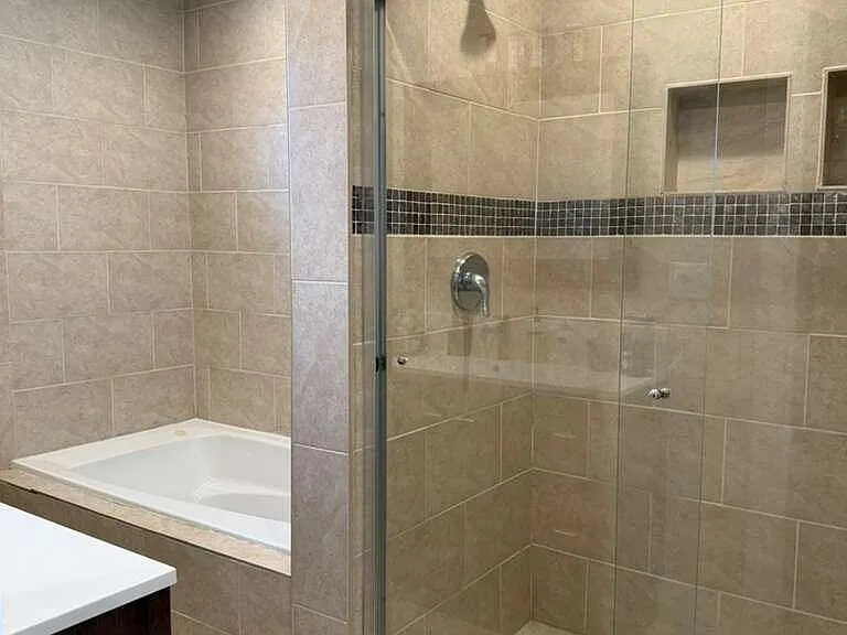 1520 NE 35th St #1520 — Photo 11