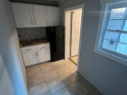 1 bed, 350 sqft, $800 — Photo 3