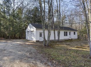 31 Mulberry St, Buxton, ME 04093