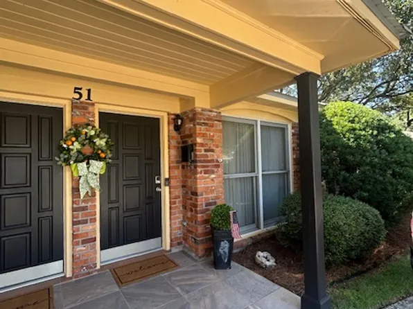 51 Ogden St APT A, Jekyll Island, GA 31527