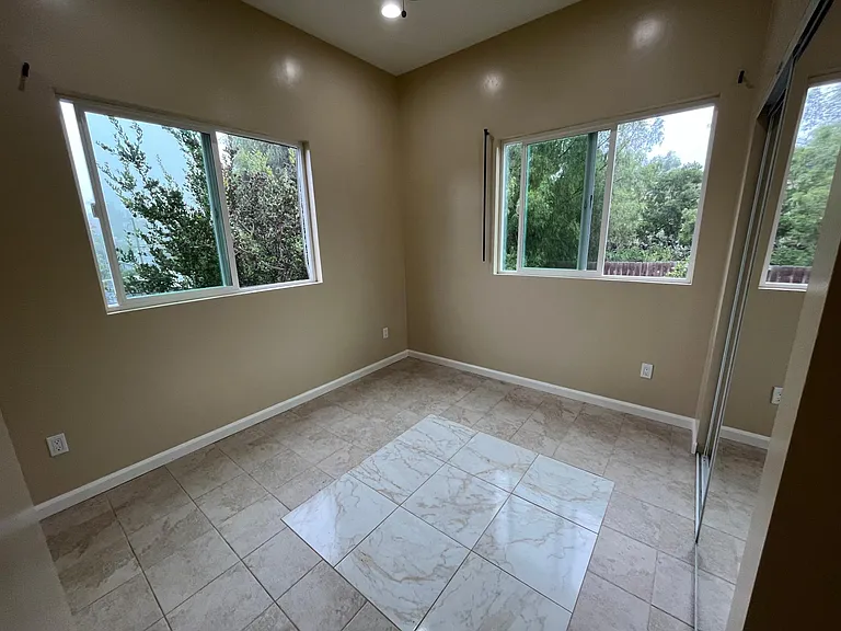 4932 Campanile Dr — Photo 107
