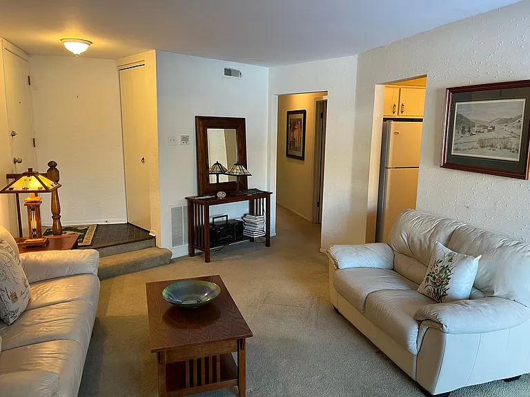 1607 Thames Ct #D — Photo 24