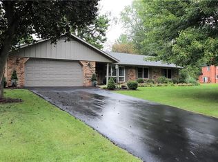 5 Lakeshore Ct, Danville, IL