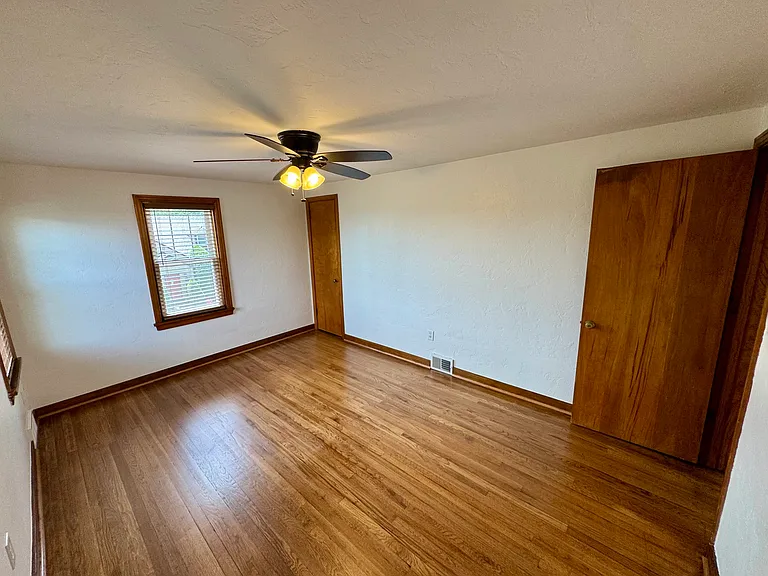 1643 Reamer St — Photo 15