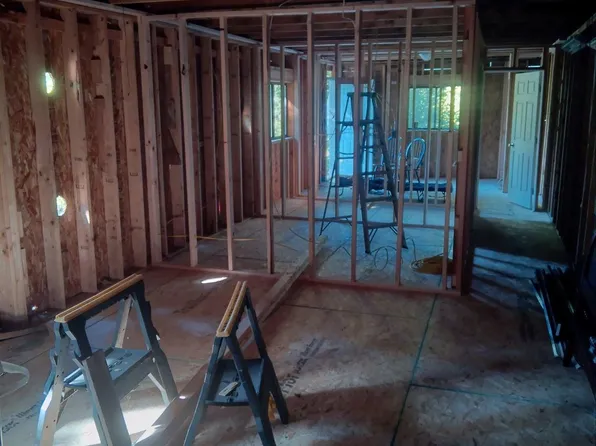 18000 200th Ave NW, Lakebay, WA 98349